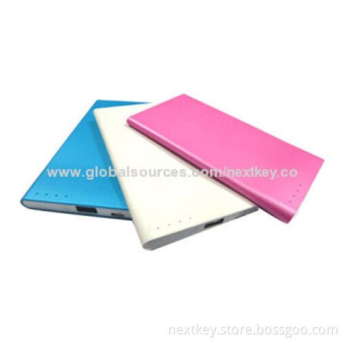 2014 Best Ultra-slim Portable Power Stations for iPhone with 2,500mAh CapacityNew